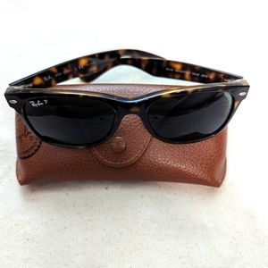 Ray Ban Polarized Wayfarers Sunglasses